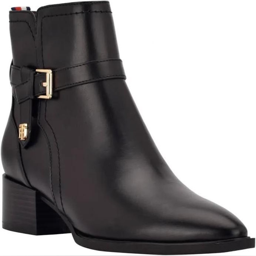 TOMMY HILFIGER  BLACK LOW HEEL BOOTIE Size 8 1/2 M